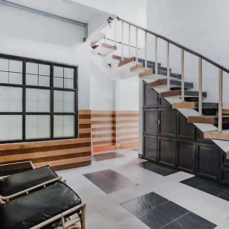 Oyo Life 90091 Wisma Pakuan Syariah Bogor Kültér fotó