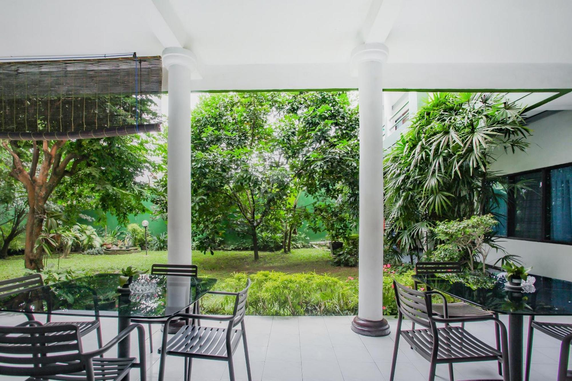Oyo Life 90091 Wisma Pakuan Syariah Bogor Kültér fotó