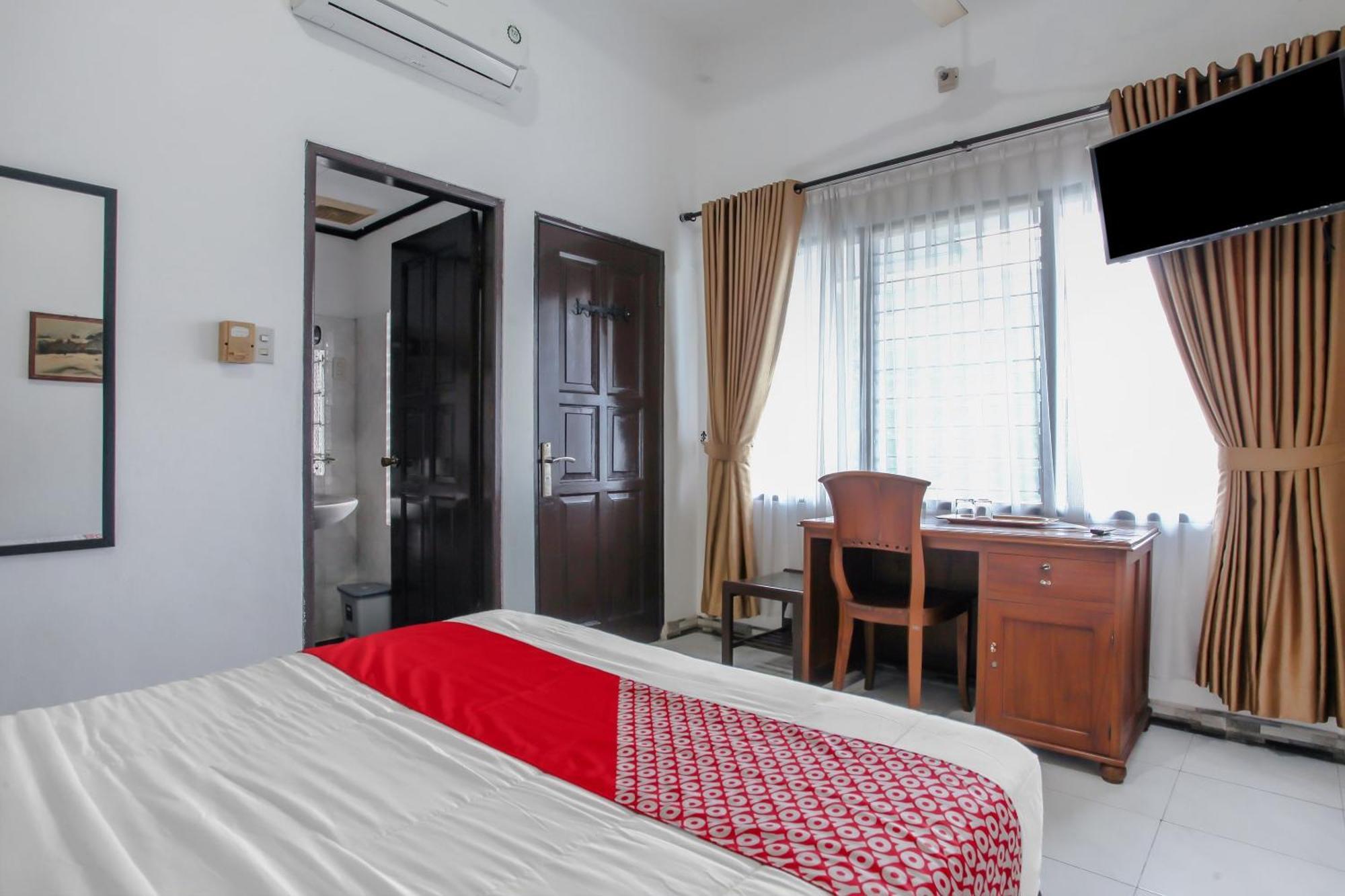 Oyo Life 90091 Wisma Pakuan Syariah Bogor Kültér fotó